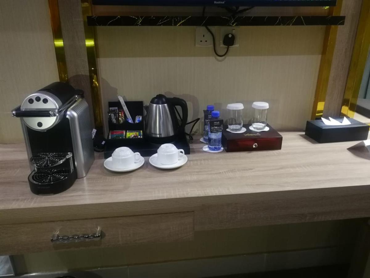فندق لافيرا ان Lavera Inn Hotel Рияд Екстериор снимка